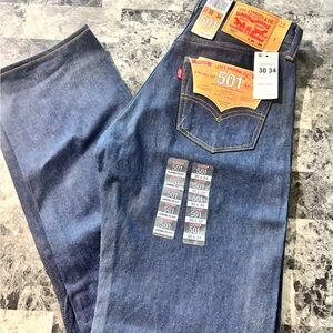 Levi's 501 Straight Fit Dark Blue Jeans